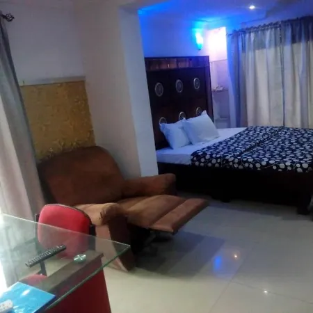 Theodawn Hotels @ Suite 29 Ikeja Exterior photo