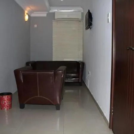 Theodawn Hotels @ Suite 29 Ikeja Exterior photo