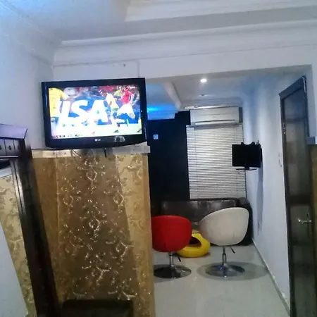 Theodawn Hotels @ Suite 29 Ikeja Exterior photo