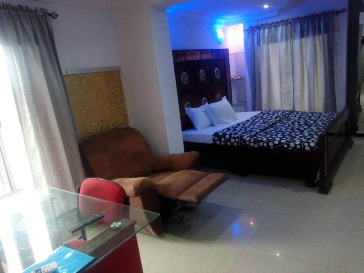 Theodawn @ 29 Hotel Ikeja