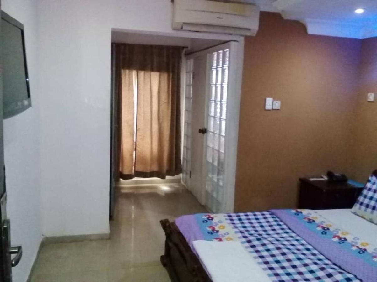 Theodawn @ 29 Hotel Ikeja