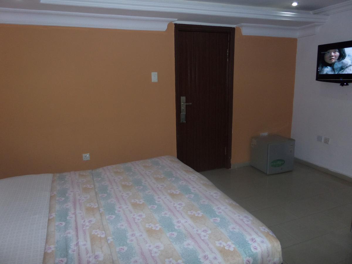 Theodawn @ 29 Ikeja