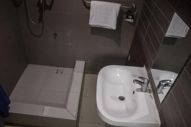 Hotel Theodawn @ 29