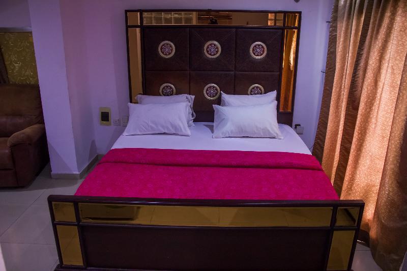 Theodawn @ 29 Hotel 3*